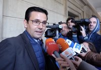 El PP se muestra abierto al diálogo con Ciudadanos tras exigir la dimisión del alcalde de Granada