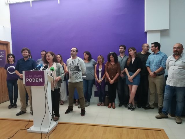Mae de la Concha evita opinar sobre la posible entra de Podemos en el Govern y apela a la unidad entre islas
