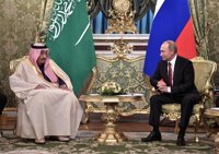El rey Salman de Arabia Saudí reclama a Putin el fin de la mediación iraní en la región