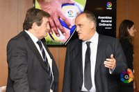 Los clubes de LaLiga se repartieron 1.387 millones por los derechos de TV de 2016-17