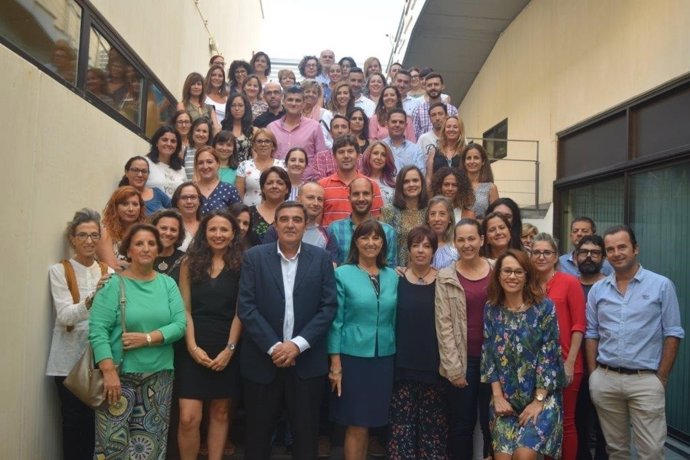 Auxiliares de conversación con Vicente Zarza. 