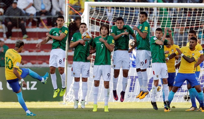 Soccer Football - 2018 World Cup Qualifications - South America - Bolivia v Braz