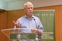 El Nobel Richard Roberts defiende que los transgénicos son "totalmente seguros" y "no hay razón para preocuparse"