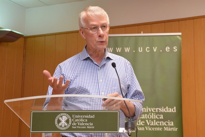 El Nobel Richard Roberts en la UCV