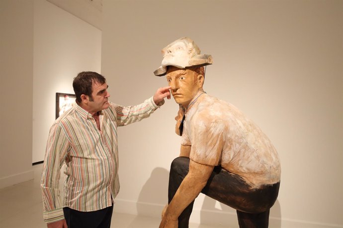 El escultor Francisco Leiro en el CAC Málaga 