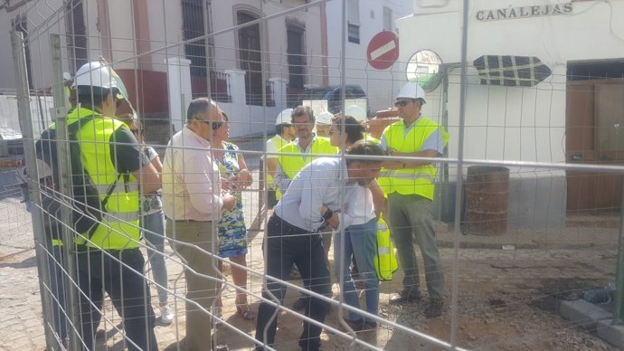 José Fiscal visita las obras de la depuradora de Constantina