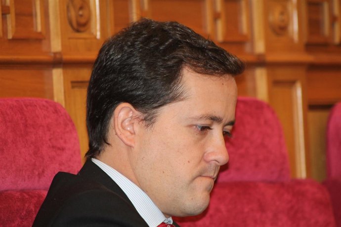 CARLOS VELÁZQUEZ EN EL PLENO