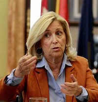 Cifuentes participará este domingo en la manifestación de SCC contra la independencia de Cataluña