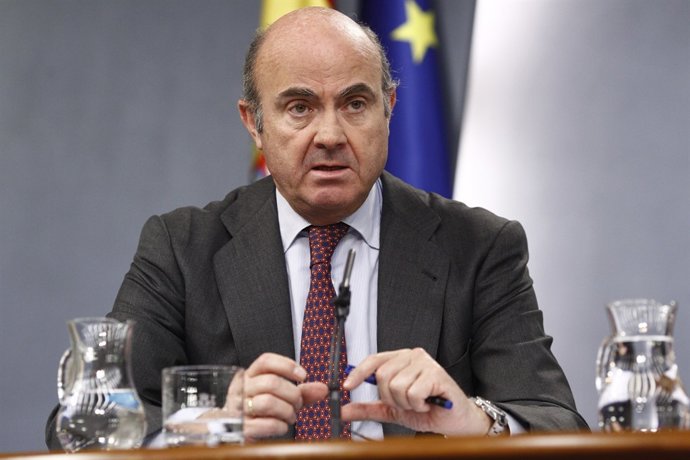 Luis de Guindos en la roda de premsa després del Consell de Ministres