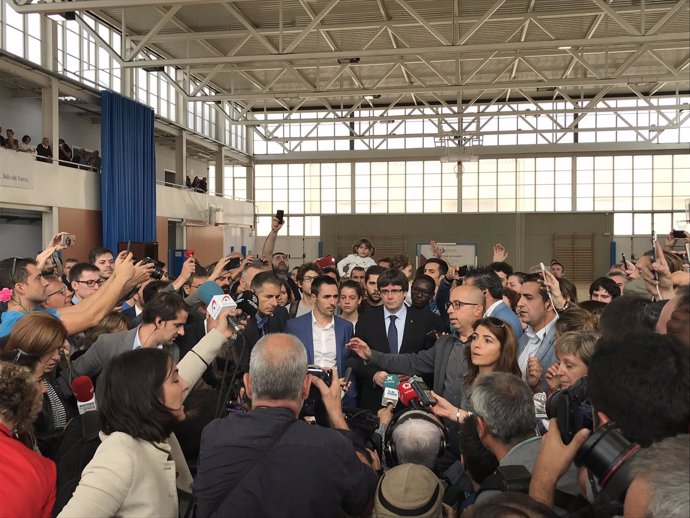 El pte.C.Puigdemont donde iba a votar en el referéndum del 1-O