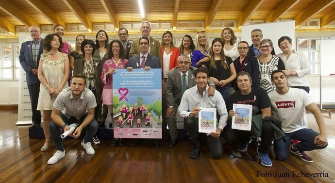 Carrera contra el cáncer de mama