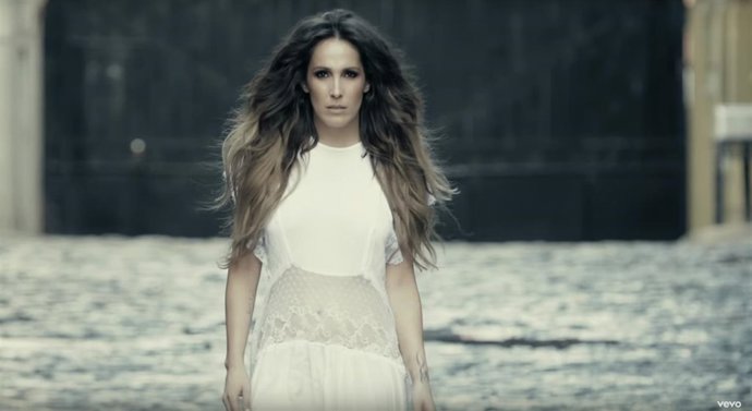 MALÚ EN INVISIBLE