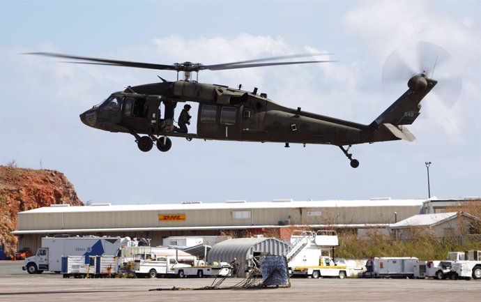 Helicóptero estadounidense UH-60 Black Hawk