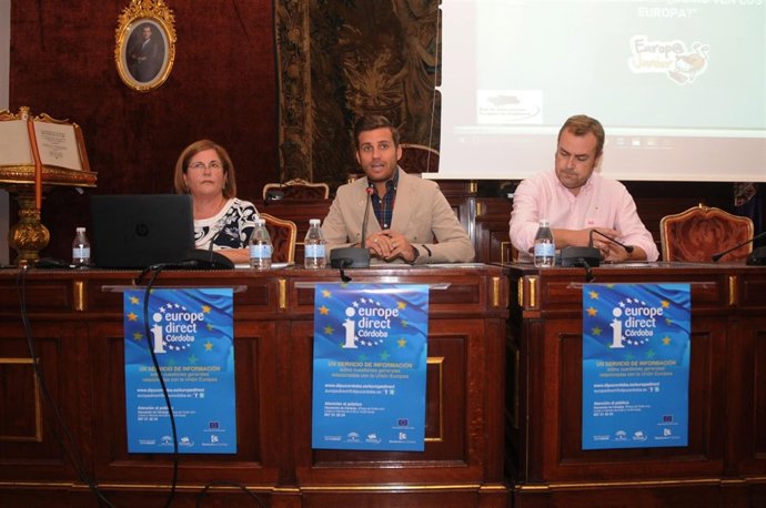Diputación de Córdoba recibe a los galardonados del Concurso Europa Junior