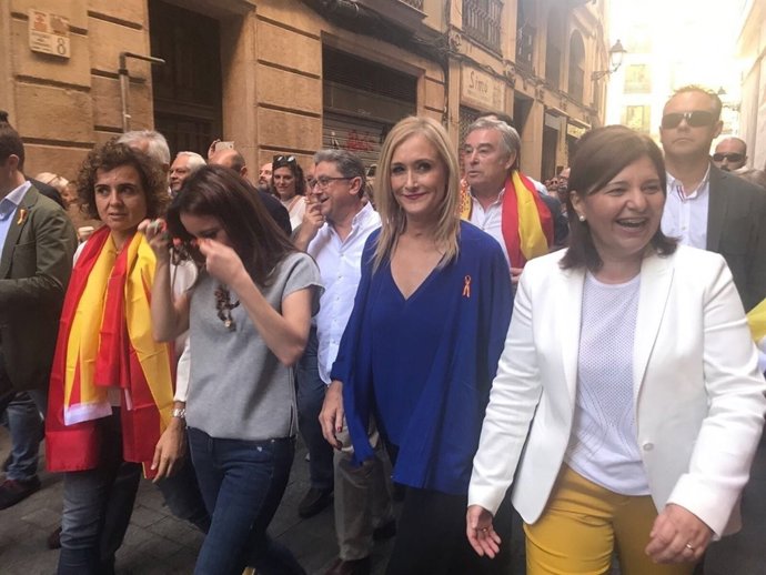 Cristina Cifuentes a la manifestació a Barcelona