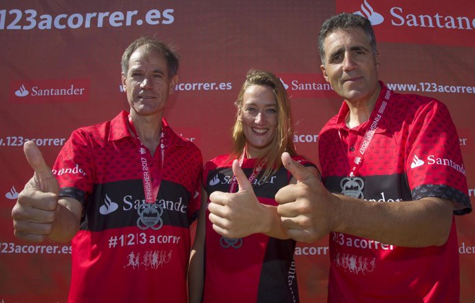 Abel Antón, Mireia Belmonte y Miguel Indurain en el Triathlon by Santander