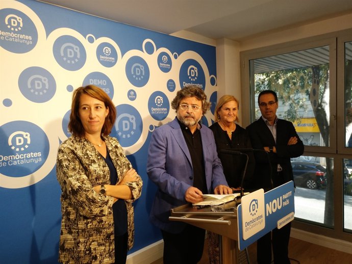 Assumpció Laïlla, Antoni Castellà, Núria de Gispert, Carles Sala (Demòcrates)