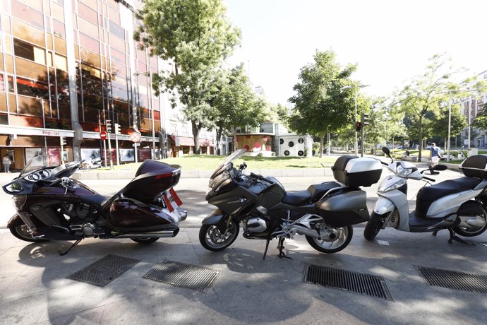 Motos, motocicletas, Madrid, transporte, tráfico