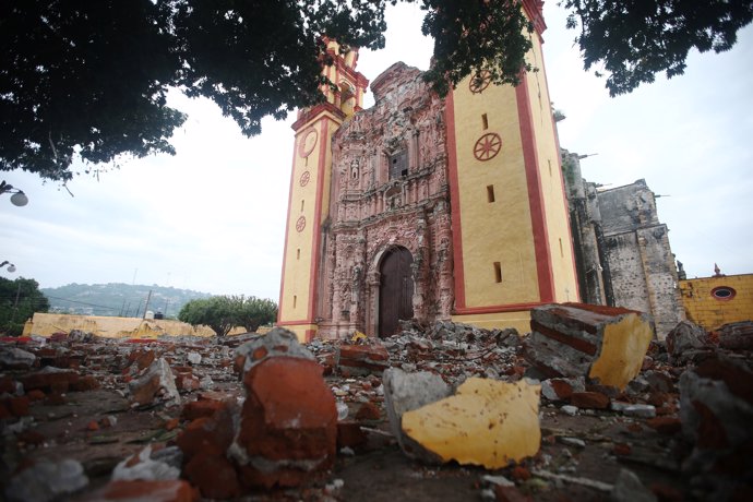 A damaged church is seen after an earthquake, in Tepalcingo, Mexico September 29