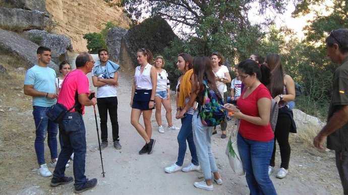 Universitarios conocen la provincia con el Patronato de Turismo