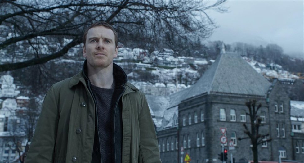 Michael Fassbender en El muñeco de nieve