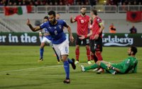 Italia sufre para vencer a Albania y Macedonia golea a Liechtenstein