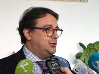 Vergeles garantiza una partida en los PGEx para terminar el nuevo hospital de Cáceres "cuanto antes"