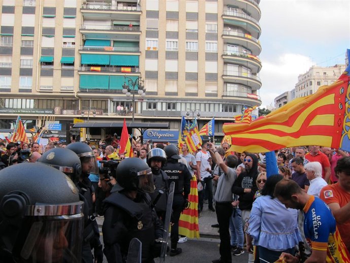 Momento  de la manifestación en la Plaza San Agustín