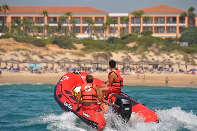 Emergencias de Cruz Roja realiza más de 7.600 intervenciones en las playas