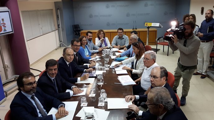 Imagen de la Comisión de Seguimiento de las obras de soterramiento