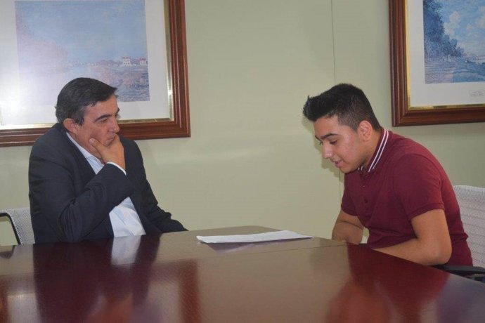 1 Nota Y 3 Fotos Junta (Campaña La Pregunta De Samuel)