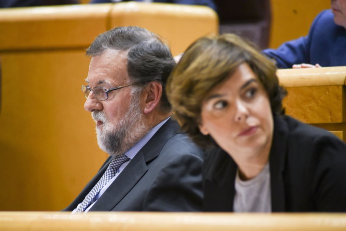 Rajoy y Santamaría en la sesión de control al Gobierno en el Senado