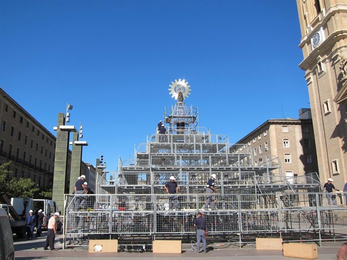 Estructura de la Ofrenda de la Flores de la Virgen del Pilar