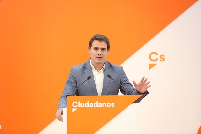 Rueda de prensa de Albert Rivera en la sede de Ciudadanos