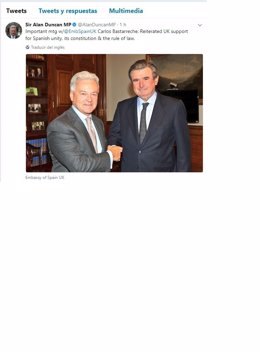 Secretario de Estado británico Alan Duncan con el embajador Carlos Bastarreche