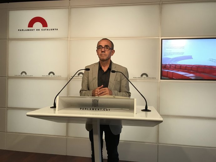 El portaveu de SiQueEsPot al Parlament, Joan Coscubiela