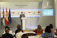 Junta lamenta que el Ministerio haya "recortado" en 50 los auxiliares de conversación