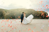 La Asamblea rechaza la petición de PSOE y Podemos de prohibir bodas, comuniones y eventos especiales en fincas rústicas