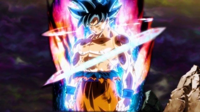 La Nueva E Incontrolable Transformación De Goku En Dragon