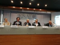 Las navieras no aprecian caídas de reservas en Barcelona