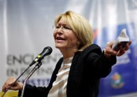 La exfiscal de Venezuela convoca a los ciudadanos a votar en las elecciones a gobernadores del próximo domingo