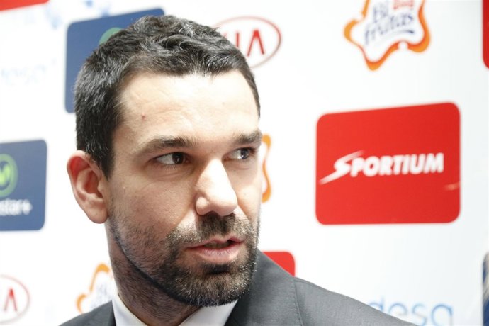 Rafa Martínez,(VALENCIA BASKET)