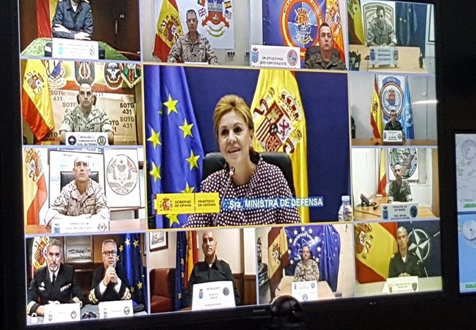 Videoconferencia de la ministra de Defensa con las tropas en el exterior