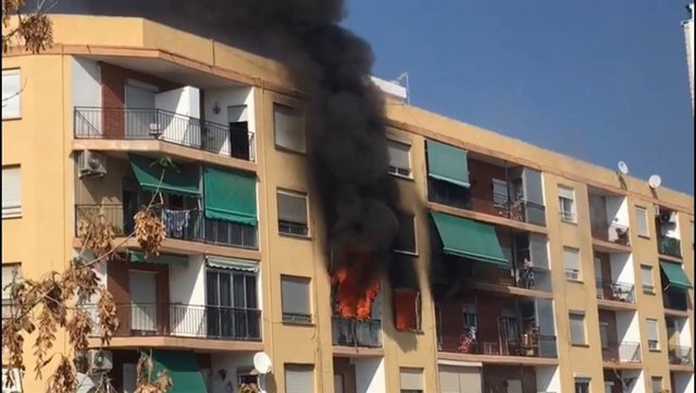 Incendio en un edificio de Puçol