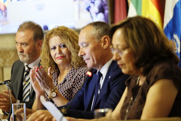 IX Encuentro de Casas Regionales en Sevilla