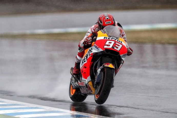 Marc Márquez bajo la lluvia de Japón