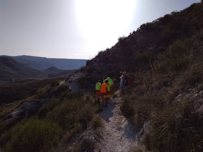 Una mujer es auxiliada tras caer haciendo senderismo en Níjar