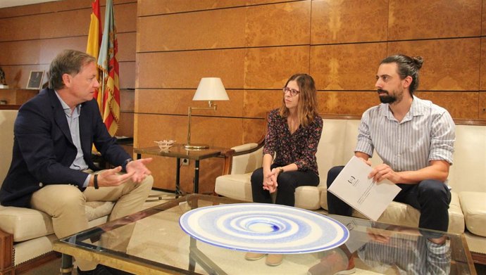 Reunión del delegado del Gobierno con representantes de la Unió de Periodistes