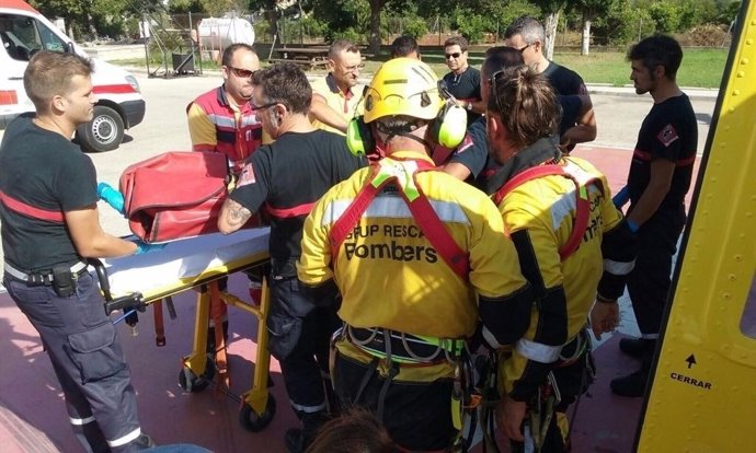 Efectos del Consorcio trasladan a la mujer rescatada