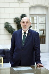 Maza cree que los fiscales en Cataluña "se están comportando de una manera admirable" ante el desafío separatista